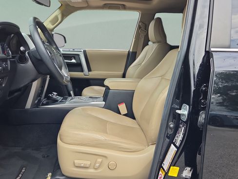 Used 2019 Toyota 4Runner Limited AWD/4WD image 9