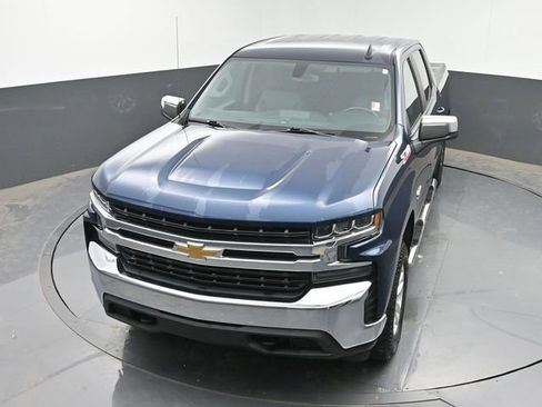 Used 2019 Chevrolet Silverado 1500 LT w/ Texas Edition AWD/4WD image 29