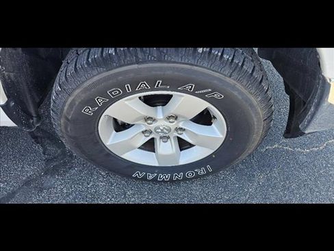 Used 2023 RAM 1500 Classic SLT w/ Trailer & Traction Group AWD/4WD image 9