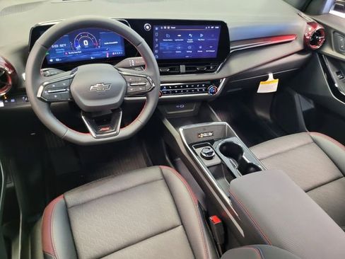 New 2026 Chevrolet Equinox RS w/ Convenience Package III image 8