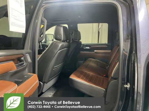 Used 2024 GMC Sierra 3500 Denali Ultimate image 23