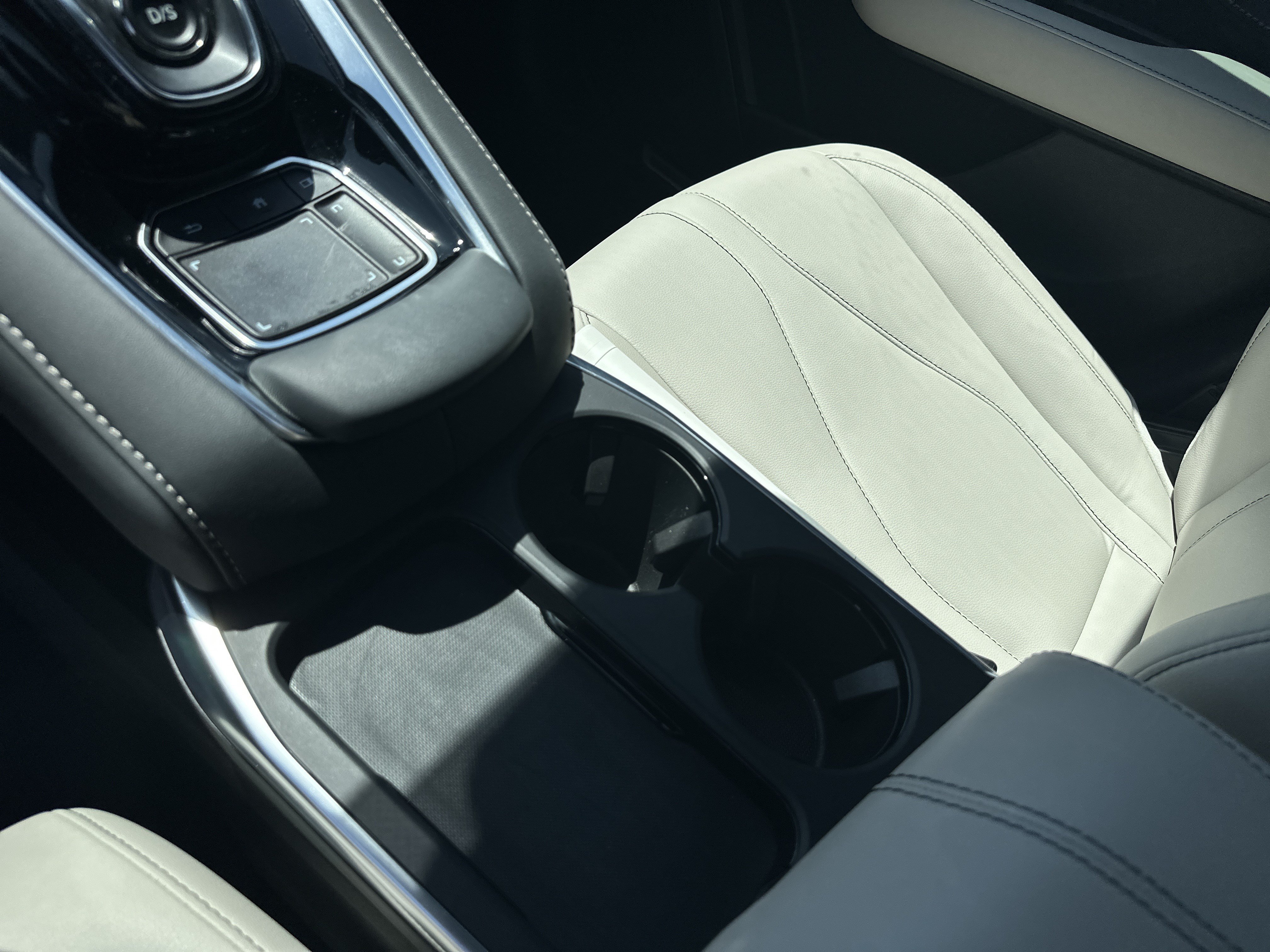 Certified 2025 Acura RDX SH-AWD image 34