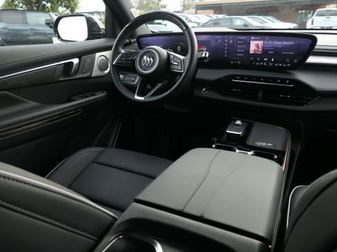 New 2026 Buick Enclave Avenir w/ Super Cruise Package image 25