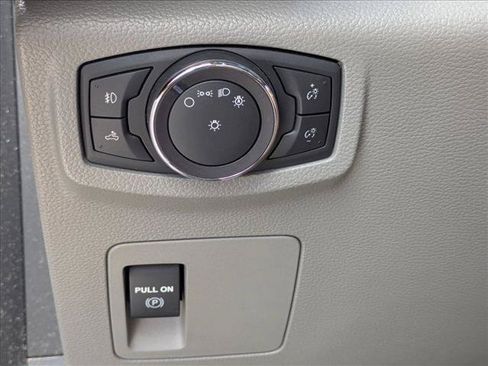 Used 2019 Ford F150 XLT AWD/4WD image 12