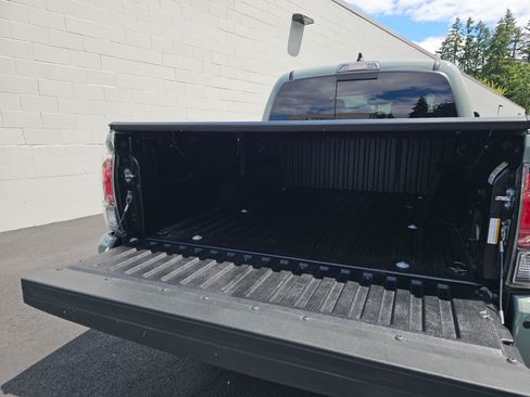 Used 2021 Toyota Tacoma TRD Pro AWD/4WD image 17