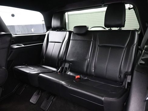 Certified 2021 Ford Expedition XLT RWD image 22