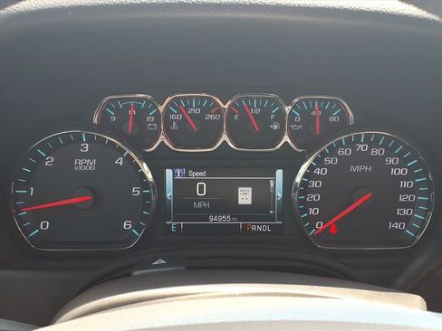 Used 2018 Chevrolet Tahoe LT AWD/4WD image 11