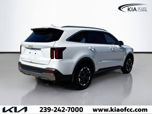 New 2026 Kia Sorento S w/ S Panoramic Sunroof Package FWD image 6