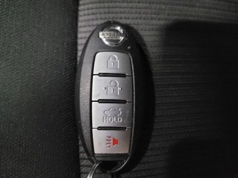 Used 2023 Nissan Sentra SV FWD image 32
