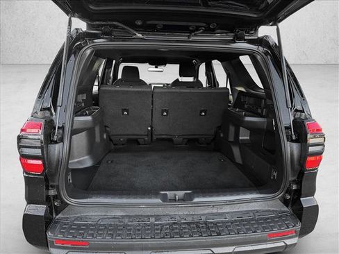 Used 2025 Toyota 4Runner SR5 image 8