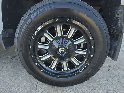 Used 2015 Chevrolet Colorado Z71 AWD/4WD image 30