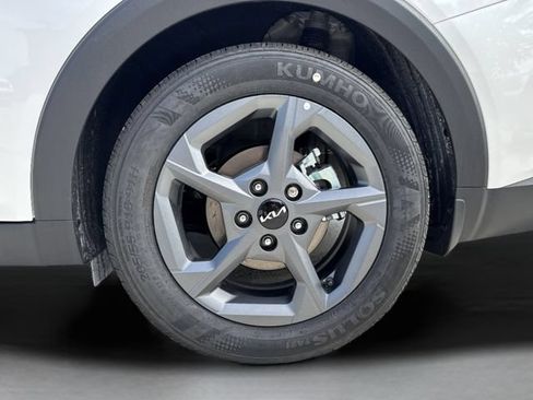 New 2026 Kia K4 FWD image 34