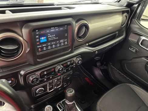 Used 2020 Jeep Wrangler Unlimited Sport AWD/4WD image 26