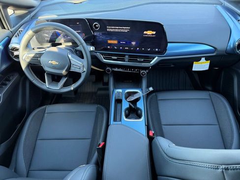 New 2026 Chevrolet Equinox EV LT AWD/4WD image 22