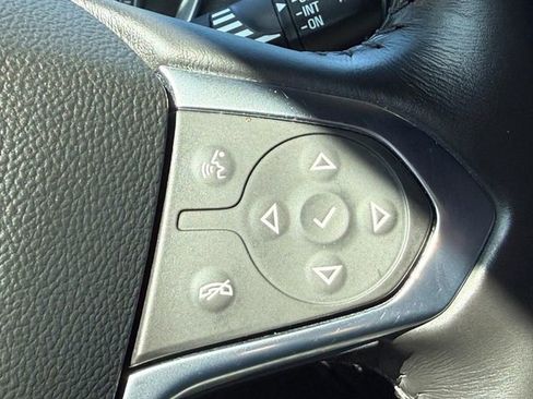 Certified 2022 Chevrolet Traverse LT image 15