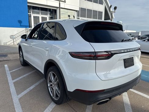 Used 2020 Porsche Cayenne image 7