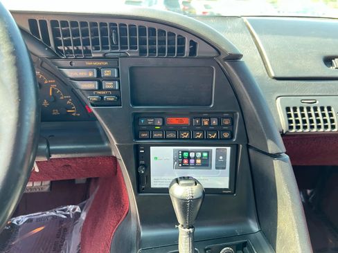 Used 1993 Chevrolet Corvette Coupe 2D image 12