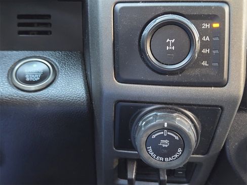 Used 2020 Ford F150 Raptor w/ Equipment Group 802A Luxury image 23