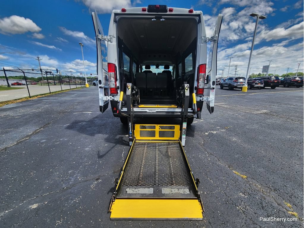 Used 2021 RAM ProMaster 2500 w/ Premium Appearance Group FWD image 25