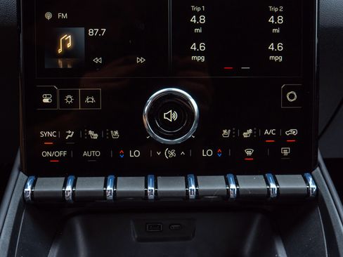 New 2026 GMC Terrain Elevation w/ Elevation Premium Package image 14