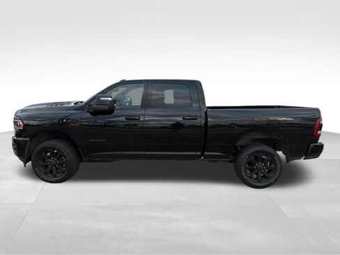 Used 2023 RAM 2500 Laramie w/ Night Edition image 5