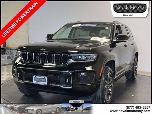 Used 2023 Jeep Grand Cherokee Overland AWD/4WD image 4