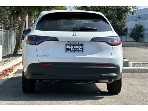 Used 2026 Honda HR-V LX image 5