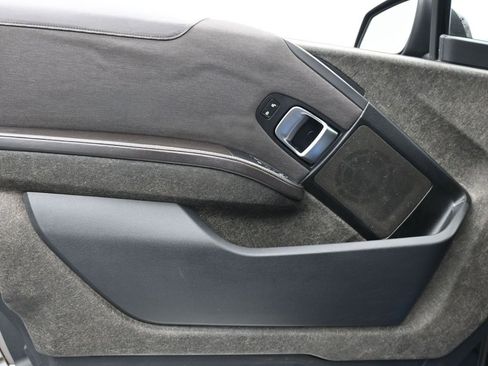 Used 2014 BMW i3 w/ Range Extender image 9