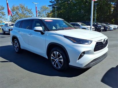 Used 2025 Toyota Highlander XLE