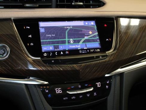 Certified 2025 Cadillac XT6 Sport w/ Platinum Package AWD/4WD image 15