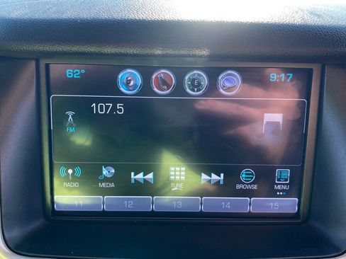 Used 2020 GMC Yukon XL SLT AWD/4WD image 25