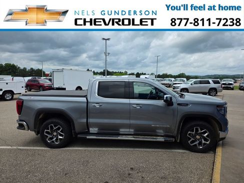 Used 2023 GMC Sierra 1500 SLT w/ SLT Premium Plus Package AWD/4WD image 6