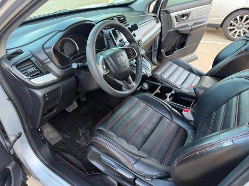 Used 2018 Honda CR-V LX image 10