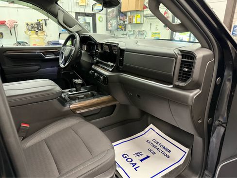Used 2024 Chevrolet Silverado 1500 RST w/ All Star Edition Plus AWD/4WD image 28