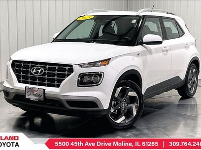 Used 2025 Hyundai Venue SEL
