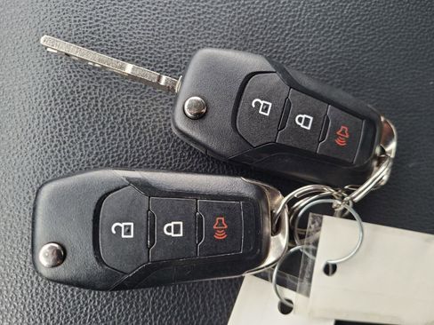 Used 2024 Ford F150 XLT w/ Mobile Office Package image 30