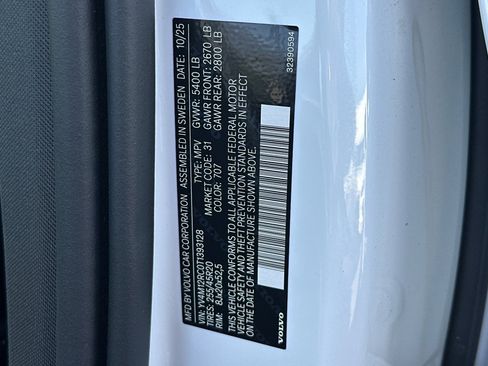 New 2026 Volvo XC60 B5 Plus w/ Climate Package AWD/4WD image 27