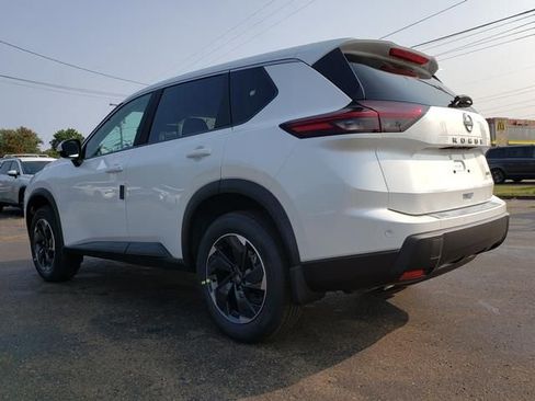 New 2026 Nissan Rogue SV image 7
