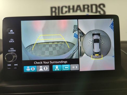 New 2025 Honda Pilot TrailSport image 15