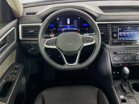 Used 2022 Volkswagen Atlas SE image 16