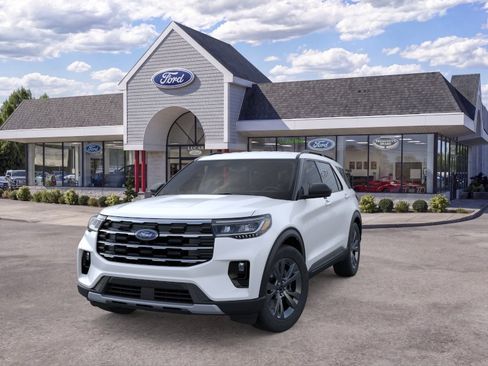 New 2026 Ford Explorer Active w/ Active Comfort Package AWD/4WD image 2