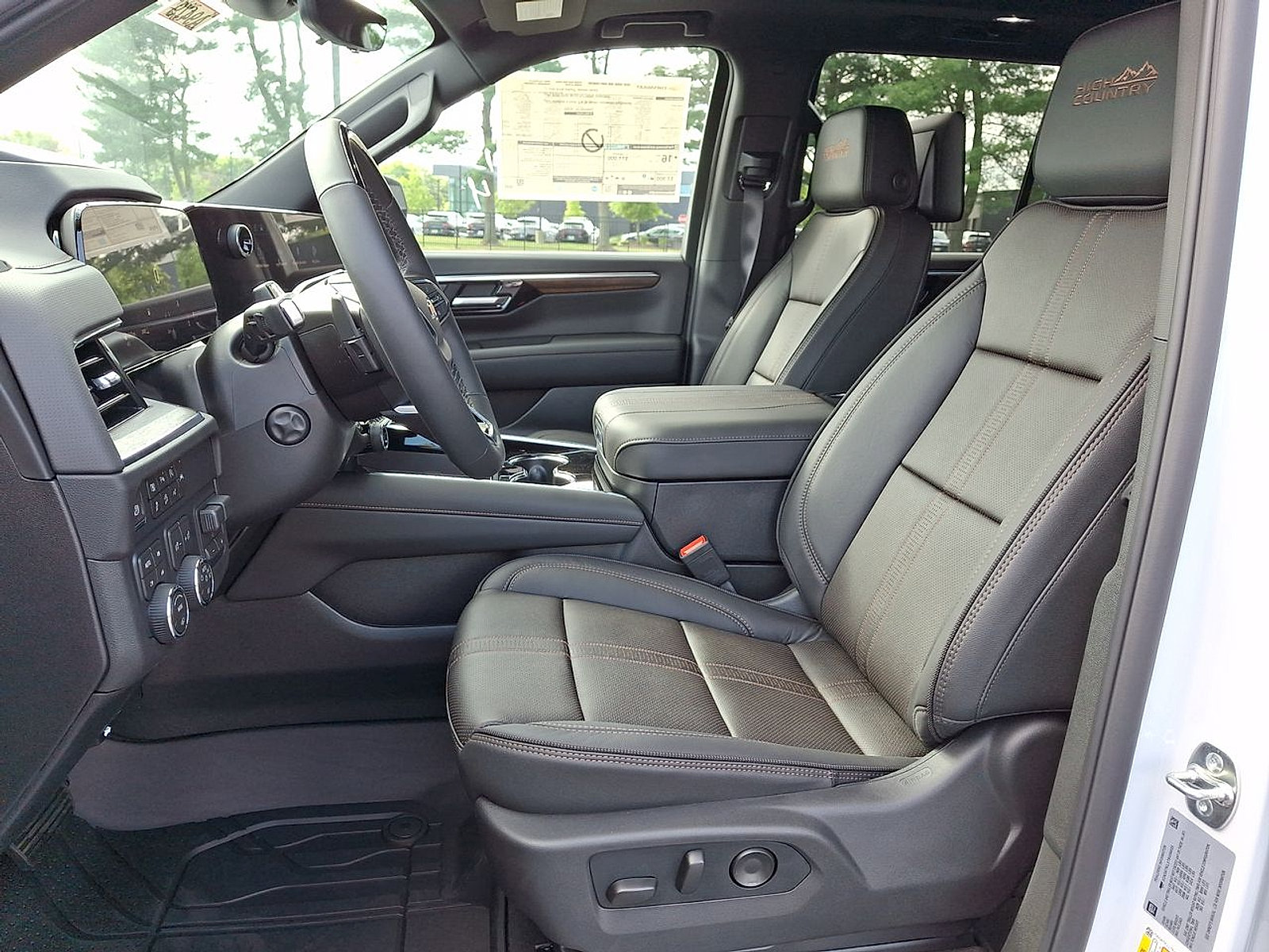 New 2026 Chevrolet Tahoe High Country AWD/4WD image 14