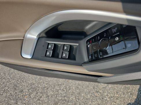 Certified 2025 Audi Q5 Premium Plus AWD/4WD image 24