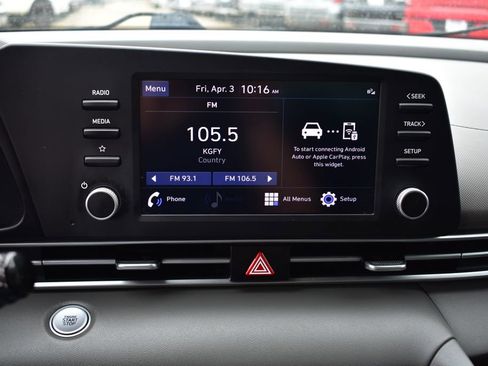 Used 2022 Hyundai Elantra SEL FWD image 28