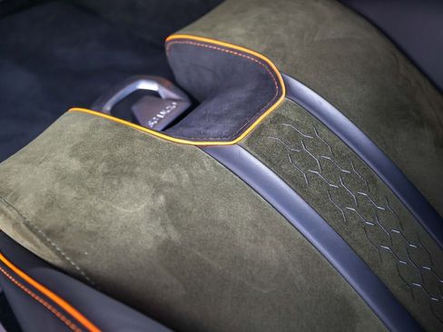 Used 2024 Lamborghini Huracan Sterrato AWD/4WD image 60