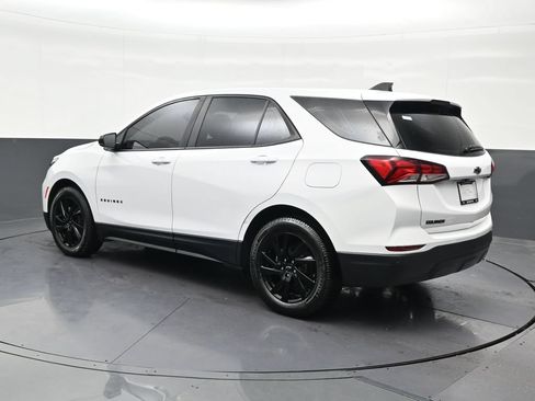 Used 2024 Chevrolet Equinox LS w/ Sport Edition FWD image 4
