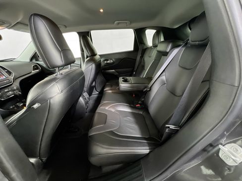 Used 2022 Jeep Cherokee Latitude Lux image 23