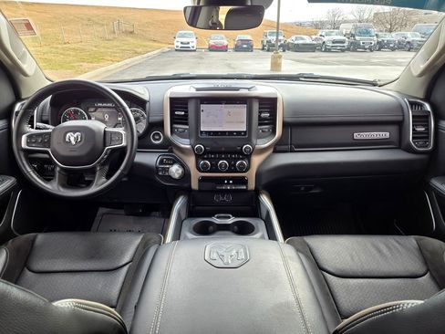Used 2022 RAM 1500 Laramie AWD/4WD image 17