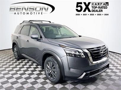 New 2025 Nissan Pathfinder SV