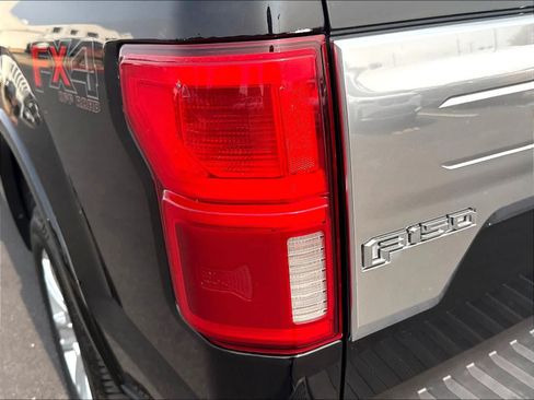 Used 2018 Ford F150 Platinum w/ Equipment Group 701A Luxury AWD/4WD image 22